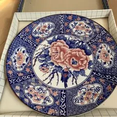 Item thumbnail for item 9b466e4f-df2c-45ce-bbf7-87a80e964716