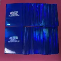 遊戯王　初期ロゴスリーブ　青　90枚 遊戯王 初期ロゴスリーブ 青 90枚 遊戯王 初期ロゴ メタリック