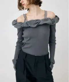 オフショルダー moussy