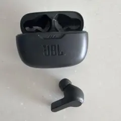 JBL ワイヤレスイヤホン 本体 ブラックのサムネイル