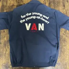 VAN JAC ヴァン ネイビー アーチロゴ スイングトップ ドリズラー L