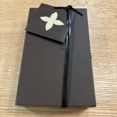 LOUIS VUITTON ギフトボックス　布袋