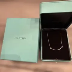 Tiffany Tスマイルペンダントホワイトゴールド　スモールのサムネイル