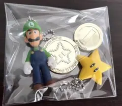 スーパーマリオ　フィギュアキーホルダー　スーパースター　ルイージ　コイン