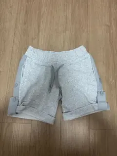 新作　adidas by Stella McCartney ショートパンツ
