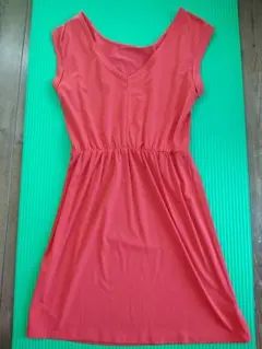 FOREVER21 赤 ノースリーブ ミニワンピース xs