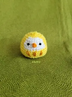 あみぐるみ　鳥　ダルマ　(黄色)のサムネイル