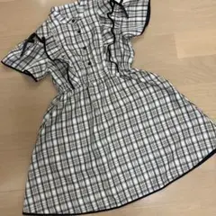 ピンクハント チェック ワンピース 肩あき フリル リボン S 子供服のサムネイル