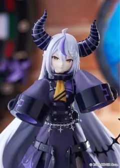 ホロライブ　ラプラス・ダークネス　フィギュア