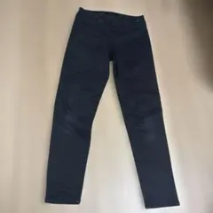 UNIQLO キッズ スリムフィット 黒パンツ 130