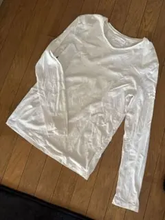 ZARA リラックスフィット ホワイト Tシャツ