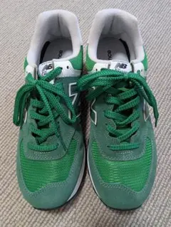 New Balance 574 グリーン スニーカーのサムネイル