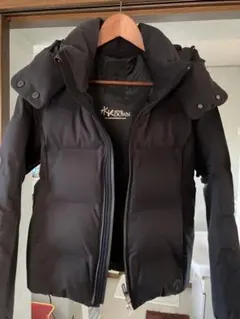 新品同様　タグ付き　DESCENTE 水沢ダウン　アンカー ダウン　ネイビー　Mのサムネイル