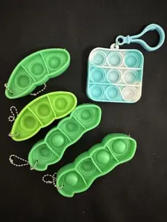 プッシュポップ キーホルダー 5点セット
