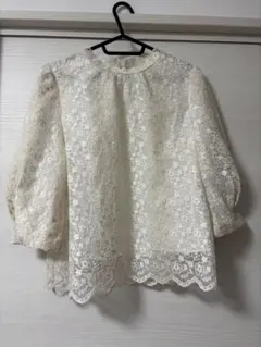 新品タグ付】anatelier アナトリエ 波レースブラウス ホワイト - メルカリ