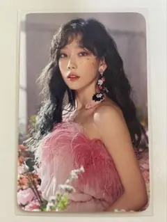 少女時代　テヨン　INVU EXHIBIT MD 展示イベント　香水　トレカ 少女時代 テヨン TAEYEON トレカ INVU - メルカリ