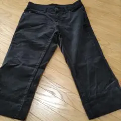 ブラック コーデュロイ クロップドパンツ