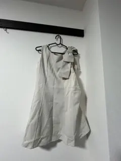 リボン付き ノースリーブワンピース ベージュ