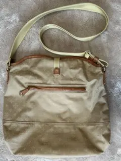 Item thumbnail for item b6ad1547-3bca-4cab-a84f-74d5fe9313e7