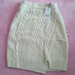 半額以下♡ 新品♡ イーハイフン ケーブルタイトスカート オフホワイト