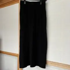 UNIQLO ブラック タイトスカート S