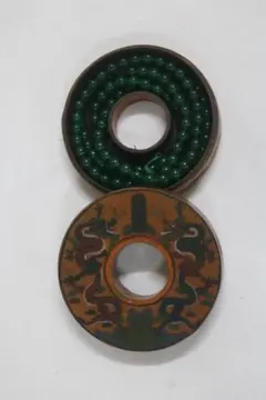 旧蔵出し 龍石種 帝王緑翡翠 108玉 念珠 仏珠 大玉17mm 一点物 旧蔵出し 龍石種 帝王緑翡翠 108玉 念珠 仏珠 大玉17mm 一点物 - メルカリ