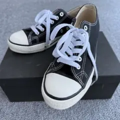 コンバースみたいな靴　黒　23.5cm