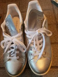 adidas STAN SMITH シルバー スニーカー