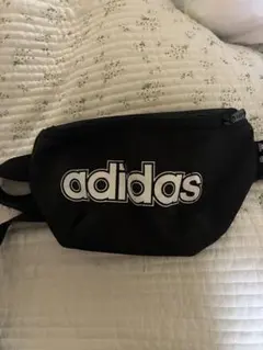 アディダスウエストポーチ