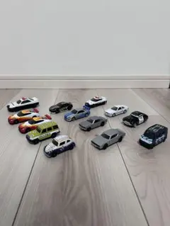 TOMICA トミカ　セット まとめ売り13台 パトカー スポーツカー　鬼滅