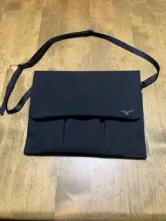SALE！！Mizuno ウェザープルーフサコッシュ・ショルダーバッグ ブラック