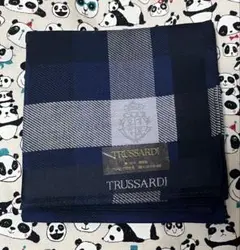 TRUSSARDI ネイビー チェック柄 ハンカチ