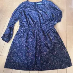 ビューティアンドユース ボタニカル 花柄 ワンピース 黒