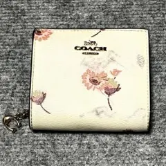 COACH 花柄 二つ折り財布のサムネイル
