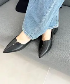 《新品　未使用》WEB限定 フレアヒール ポインテッドトゥ パンプス 39センチ