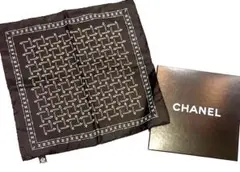 新品タグ付☆シャネル☆ココマーク スカーフ　ロゴ総柄 ストール　未使用美品