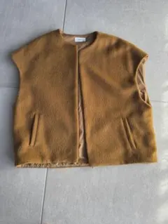 【値下】ウール混ベスト　カーキアウターと合わせて◎