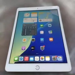 iPad 第7世代 MW752J/A 右下割れあり 管理ナンバー4455 - メルカリ