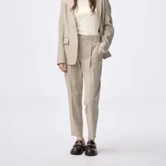 【セール】GU ウォッシャブルテーパードパンツZ タック入り ベージュ Mサイズ