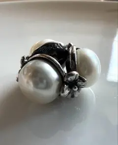 トロールビーズ 】廃盤 トリプルパールホワイト Trollbeads
