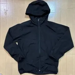 GU ブラック フード付きナイロンジャケット