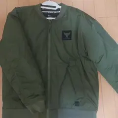 Under Armour ProjectRock MA-1ジャケット