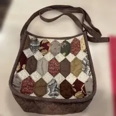 お値下げ　新品　ハンドメイド　パッチワークキルト　ショルダーバッグ