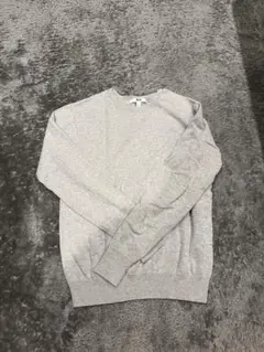 クルーネックセーター