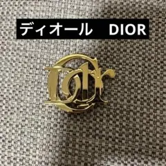 極美品✨ Dior ブローチ CD ロゴ ゴールド 希少 刻印 2397 - メルカリ