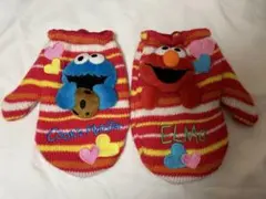 美品 ユニバーサルスタジオ ミトン 手袋 エルモ クッキーモンスター