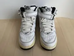 NIKE AIR FORCE 1 MID ホワイト