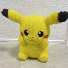 ポケモン　ピカチュウ ぬいぐるみ