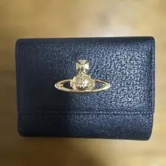 Vivienne Westwood 型押しミニ財布 レター風 - メルカリ