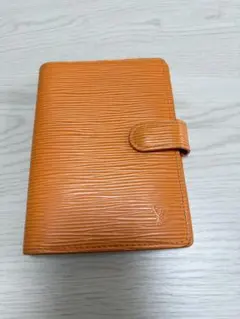 LOUIS VUITTON エピ　レザー手帳カバー